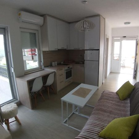 Apartman Dajoda 1 Bijela Extérieur photo