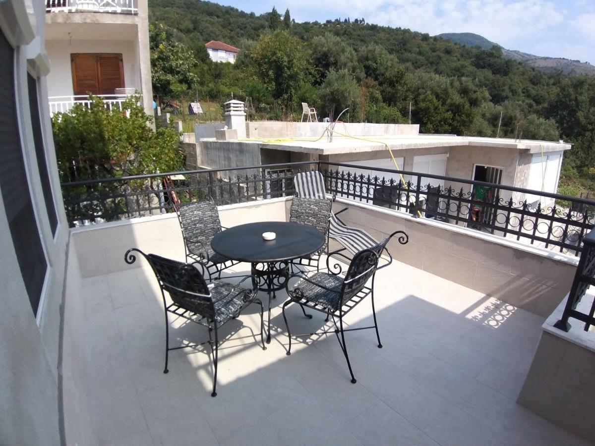 Apartman Dajoda 1 Bijela Extérieur photo