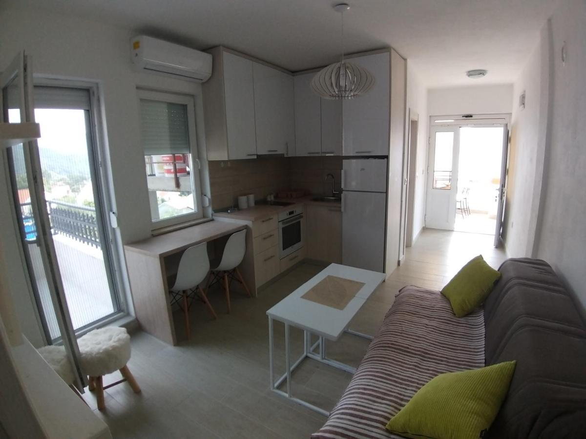 Apartman Dajoda 1 Bijela Extérieur photo